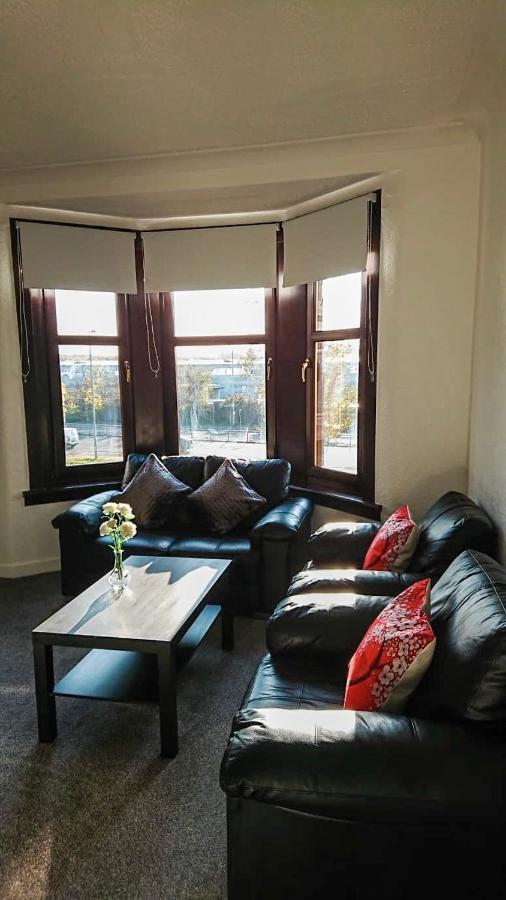 Carnock Road Apartment - Silverburn Shopping Centre Glasgow Zewnętrze zdjęcie