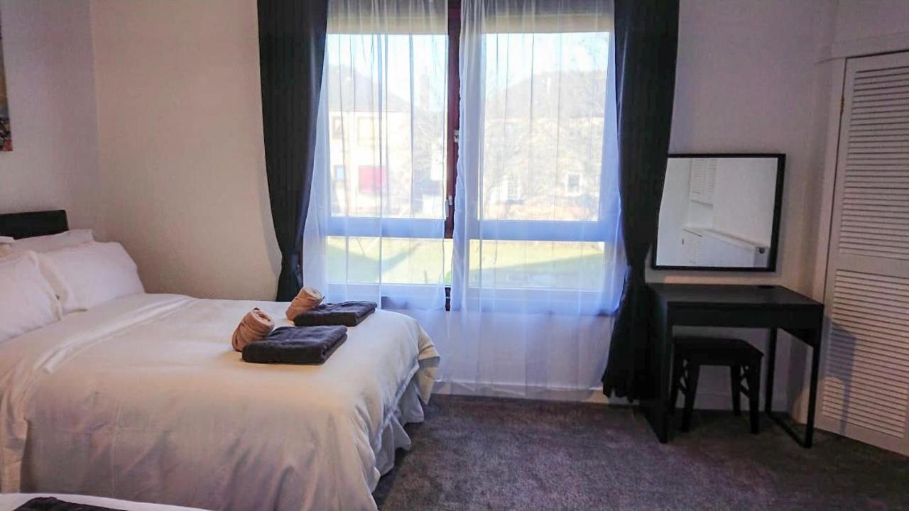 Carnock Road Apartment - Silverburn Shopping Centre Glasgow Zewnętrze zdjęcie